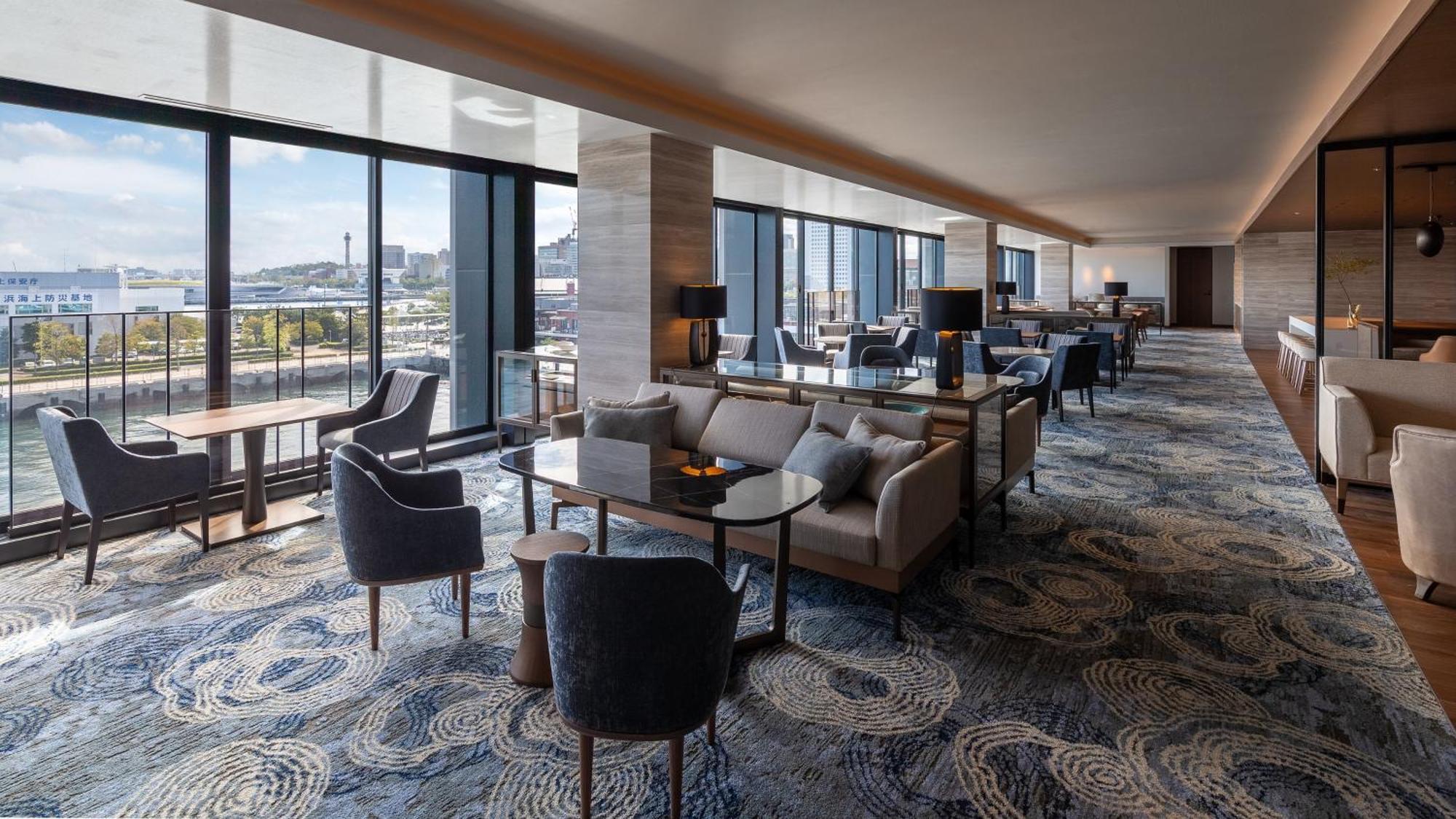 Intercontinental Yokohama Pier 8 By Ihg Hotel Exterior photo
